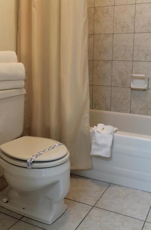 Auberge Le Caribou Riviere-au-Renard Номер фото