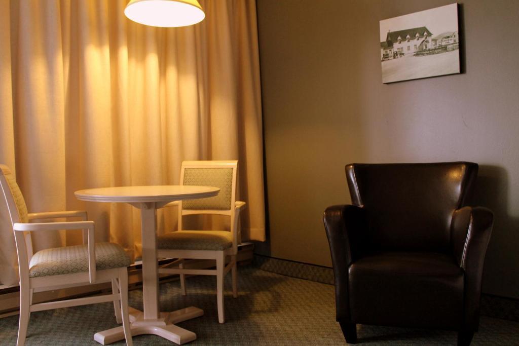 Auberge Le Caribou Riviere-au-Renard Номер фото